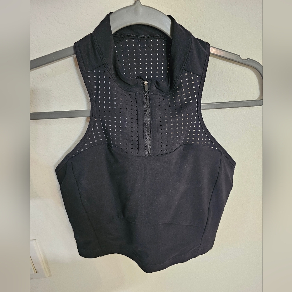 Lululemon top